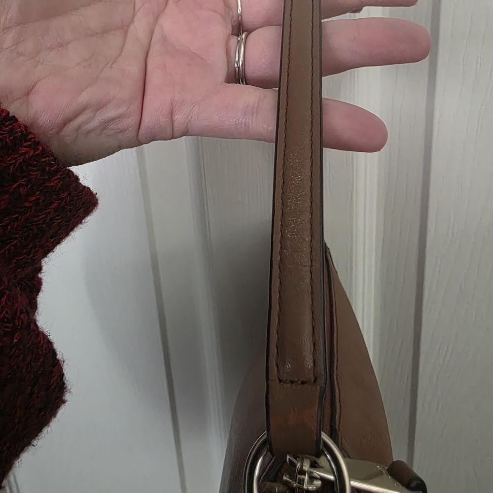 Coach Madison bag. (-MINI) HAND FOR REFERENCE - Picture 2 of 15